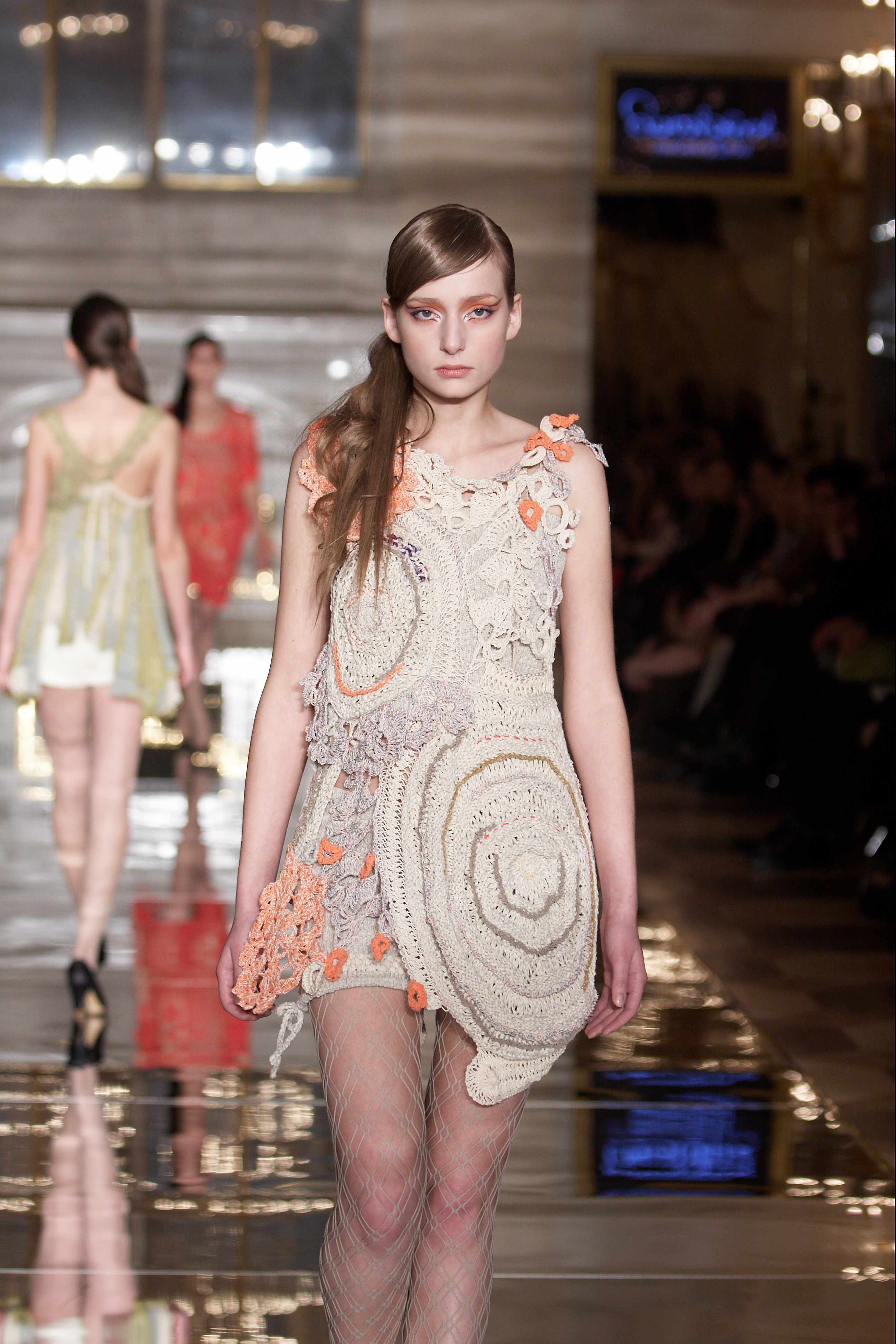 Fashion show in Rossia (2007)